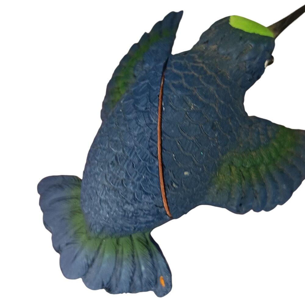 Magnetic Blue Hummingbird Fly Through Window Screen Decor Resin 4" x 2.75" VTG